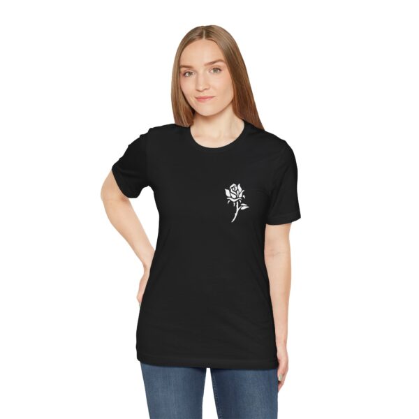 Victorian Design, Beauty Is Deadly Tee, Rose Top, Edgy And Bold Apparel, Skater T-Shirt, Red And Black Print